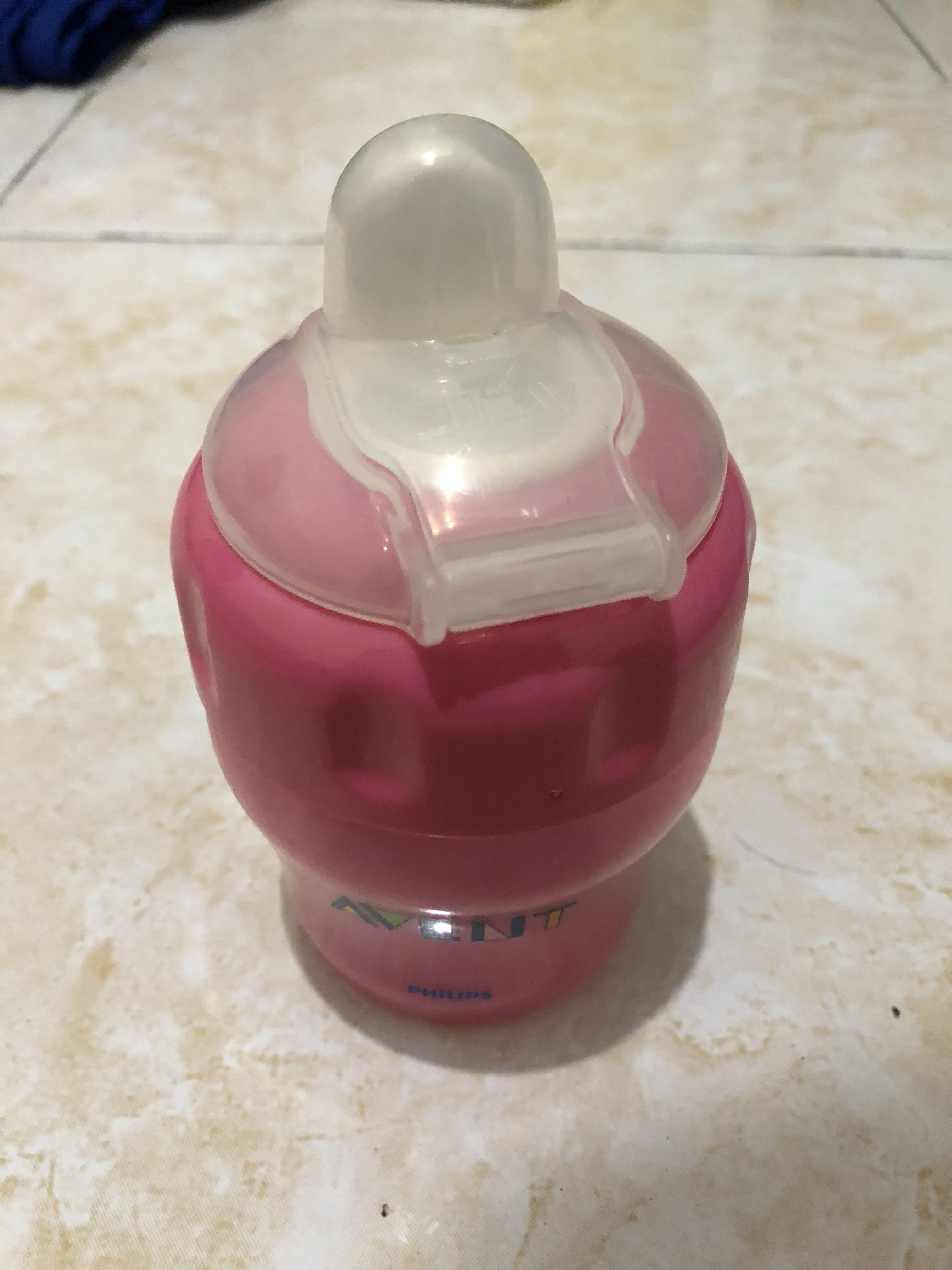 Avent Pink Sippy Cup 5oz (Category: Breastfeeding & Bottle Feeding) located in Pasay City. Submitted by amsterdamn (Listing ID 232918382, Image 1). Description: .