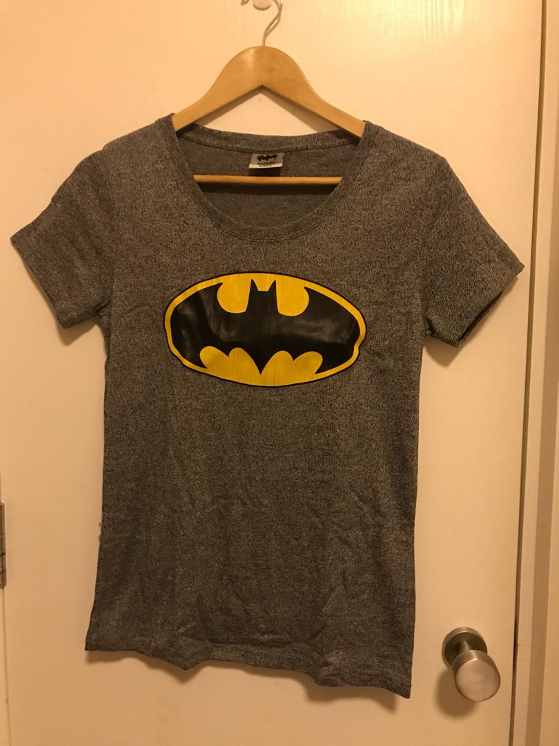 Batman tee （分類：T-shirt）位於 Hong Kong。 由 frenchcorner 提交（商品編號 232932021，圖片 1）。簡介： 。