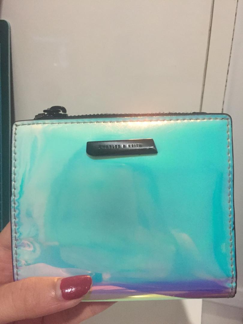 charles and keith hologram