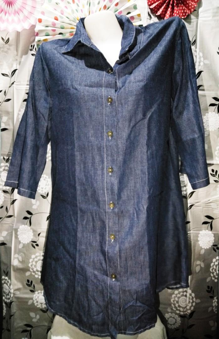 Denim mini dress (Category: Dresses) located in Caloocan City. Submitted by anglla21 (Listing ID 232958150, Image 1). Description: Denim dress, better with belt Free size.