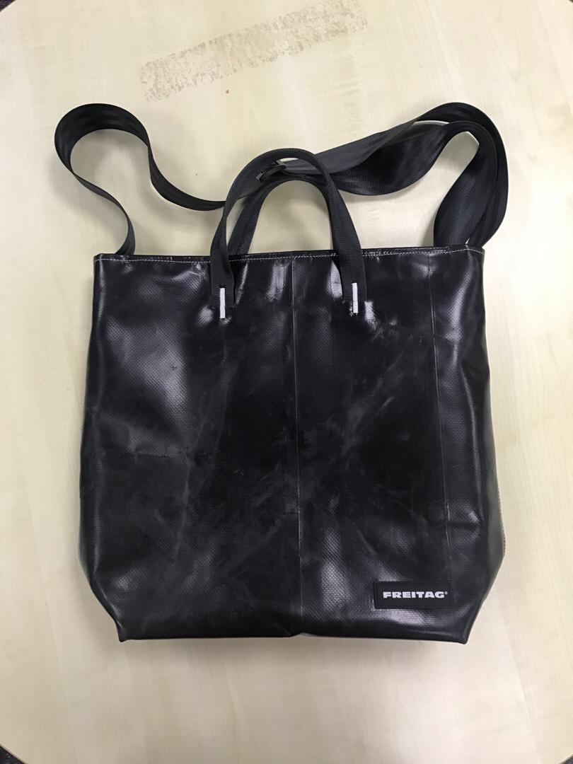 FREITAG BOB  ダークブルー　⭐︎匿名配送 FREITAG BOB ダークブルー ⭐︎匿名配送（2025年最新bob freitag