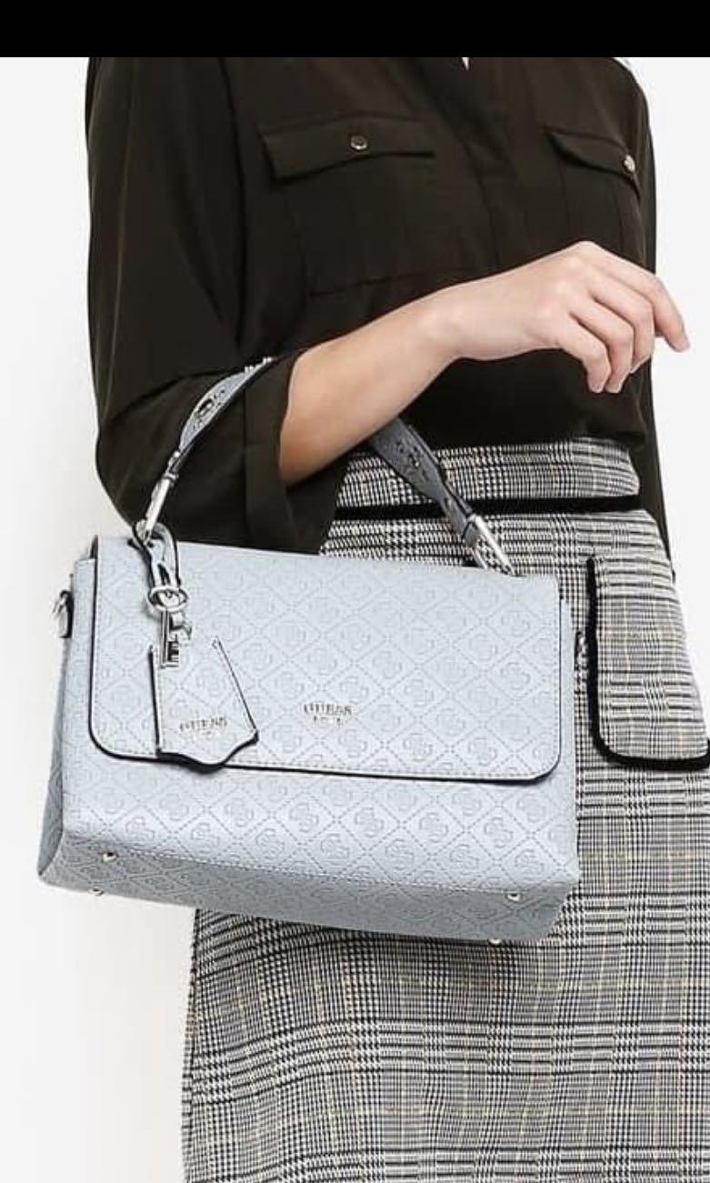 baby blue guess bag