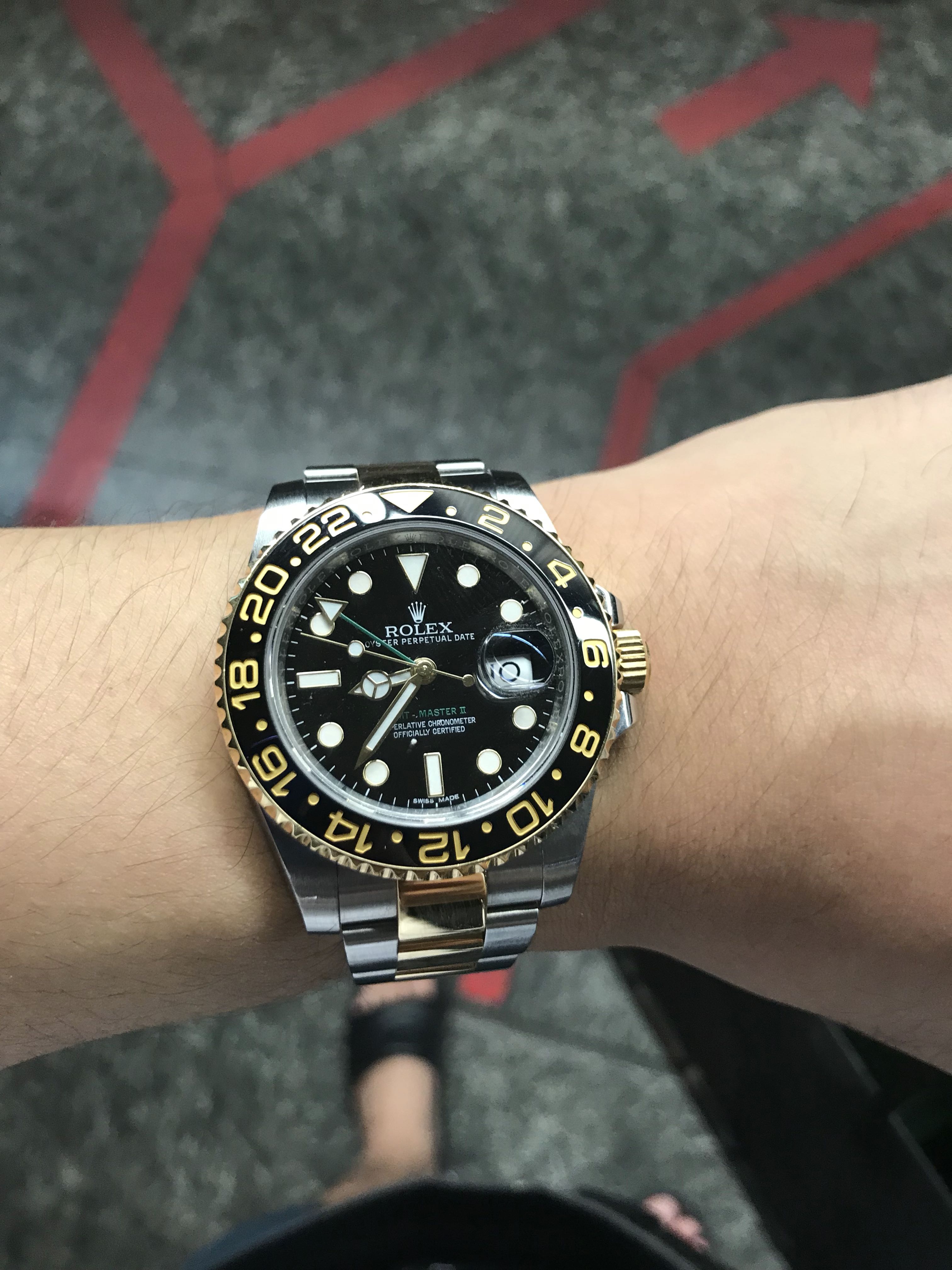 Gmt 2 half gold outlet