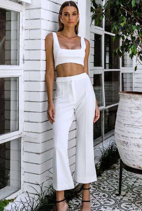 Maurie \u0026 Eve: Thira Flare, Women's