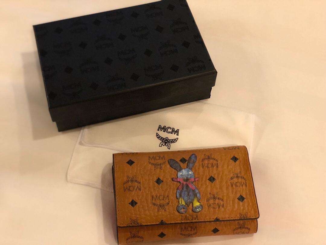 mcm tri fold medium wallet