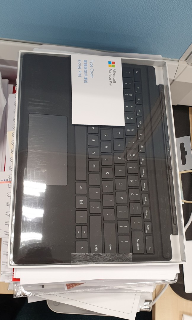 Microsoft Surface Pro 4 Type Cover Keyboard - Black (Certified Renewed)