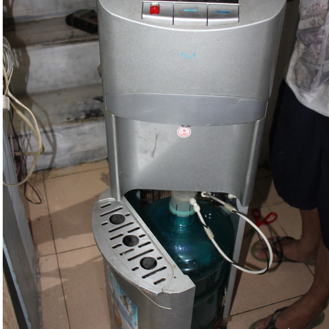 Midea Hidden Bottle Water Dispenser, TV & Home Appliances, Kitchen