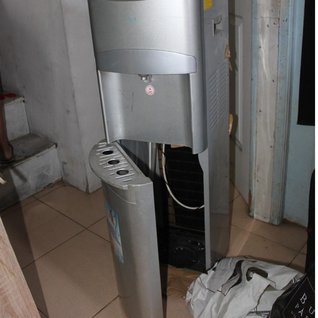 Midea Hidden Bottle Water Dispenser, TV & Home Appliances, Kitchen