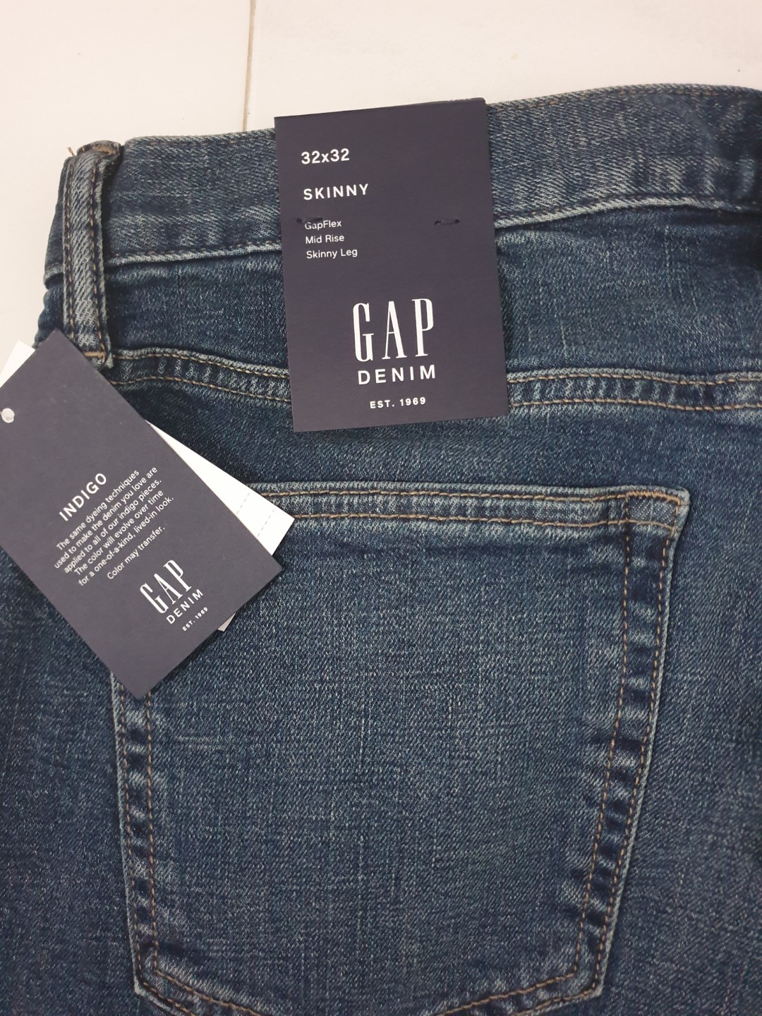 gap jeans est 1969