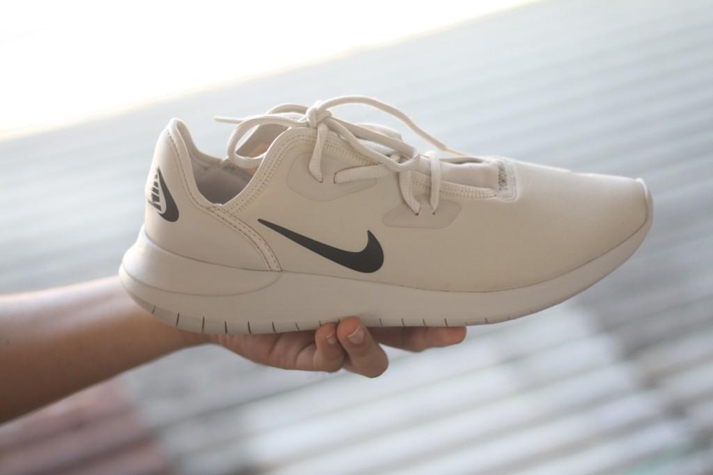 Jual BU sepatu Nike Hakata running 99 Fesyen Pria Sepatu