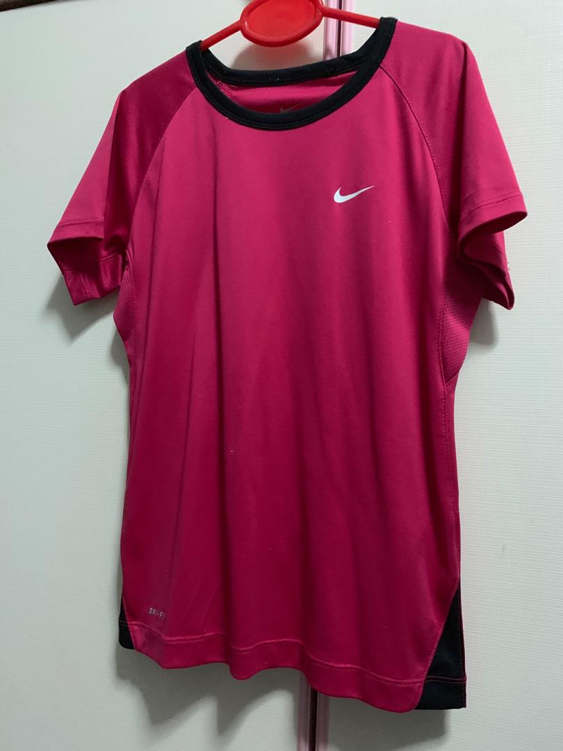 hot pink nike shirt