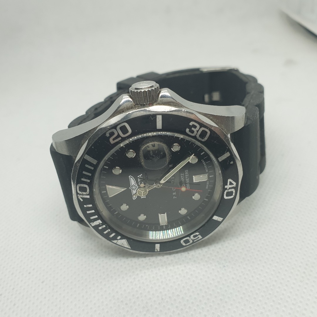 Invicta store model 5017