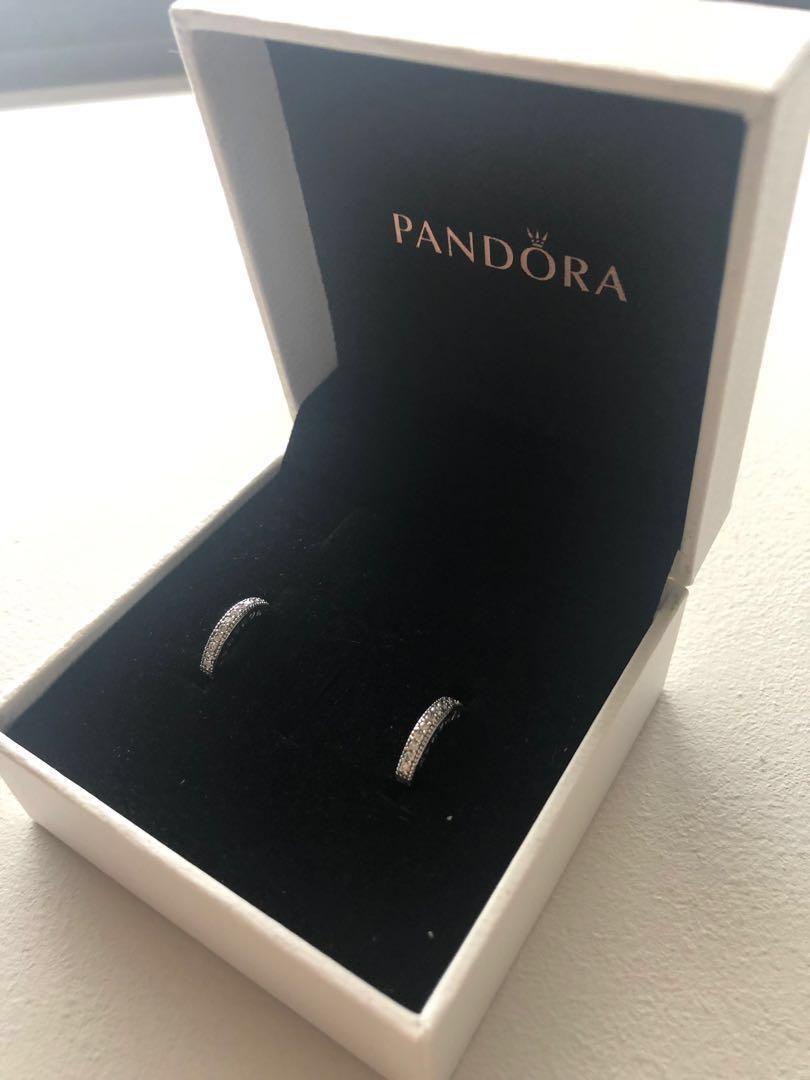 PANDORA Small Hearts Earring Hoops Women s Fashion Jewelry Organisers Earrings on Carousell