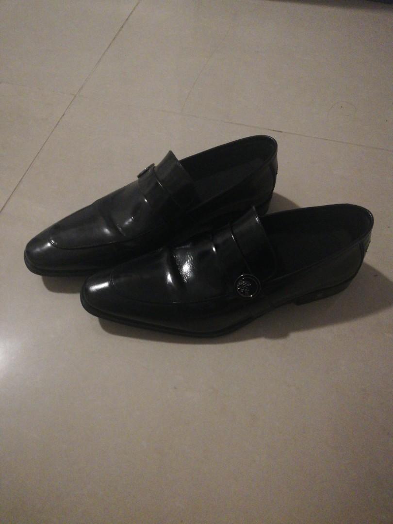 versace dress shoe