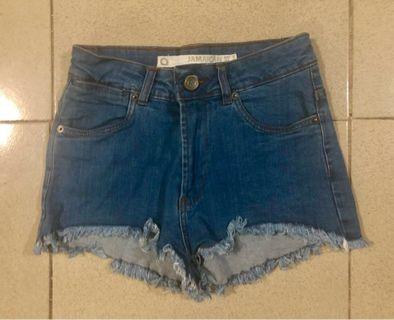 HW Cut-off Shorts