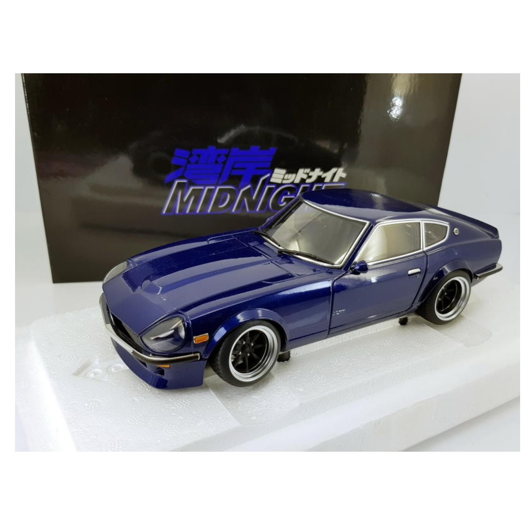 只開封check件1 18 Autoart 灣岸midnight 惡魔z Nissan Fairlady Z S30 興趣及遊戲 玩具 遊戲類 Carousell