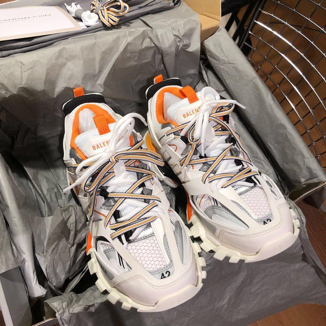 Balenciaga track size 42(white/orange), 男裝, 鞋, 波鞋- Carousell