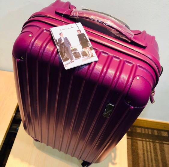 barry smith luggage uk