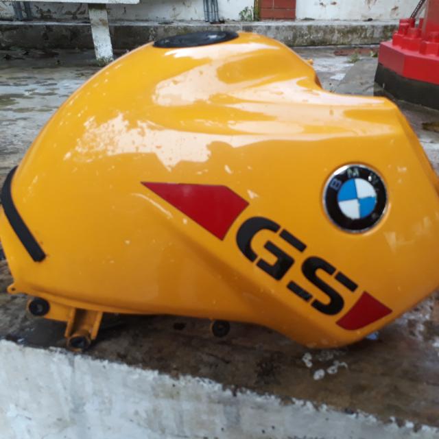 BMW R1150gs Fuel Tank, Motorcycles, Motorcycle Accessories on Carousell