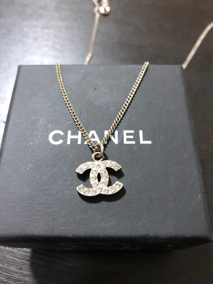 LANE CRAWFORD VINTAGE ACCESSORIES  Chanel Gold Tone Crystal Chain Necklace   Women  Lane Crawford