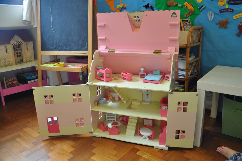 rosebud dolls house furniture