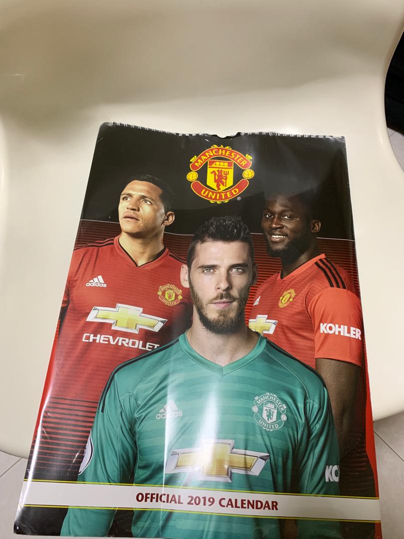 Manchester United Calendar, Hobbies & Toys, Stationery & Craft, Art