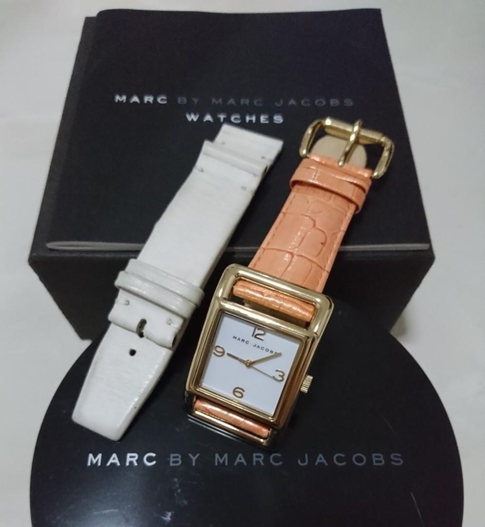 Marc jacobs hotsell leather strap