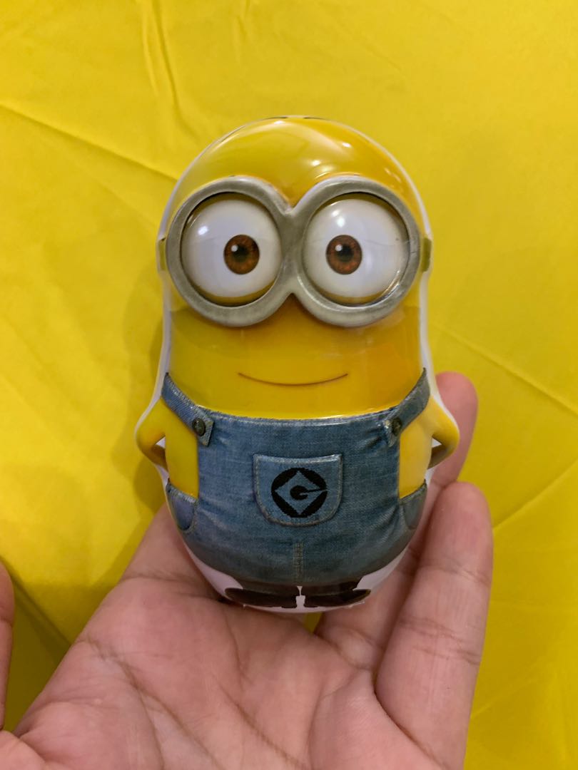 Minion Dave Banana Shaped Candy Makanan Minuman Snek Di Carousell