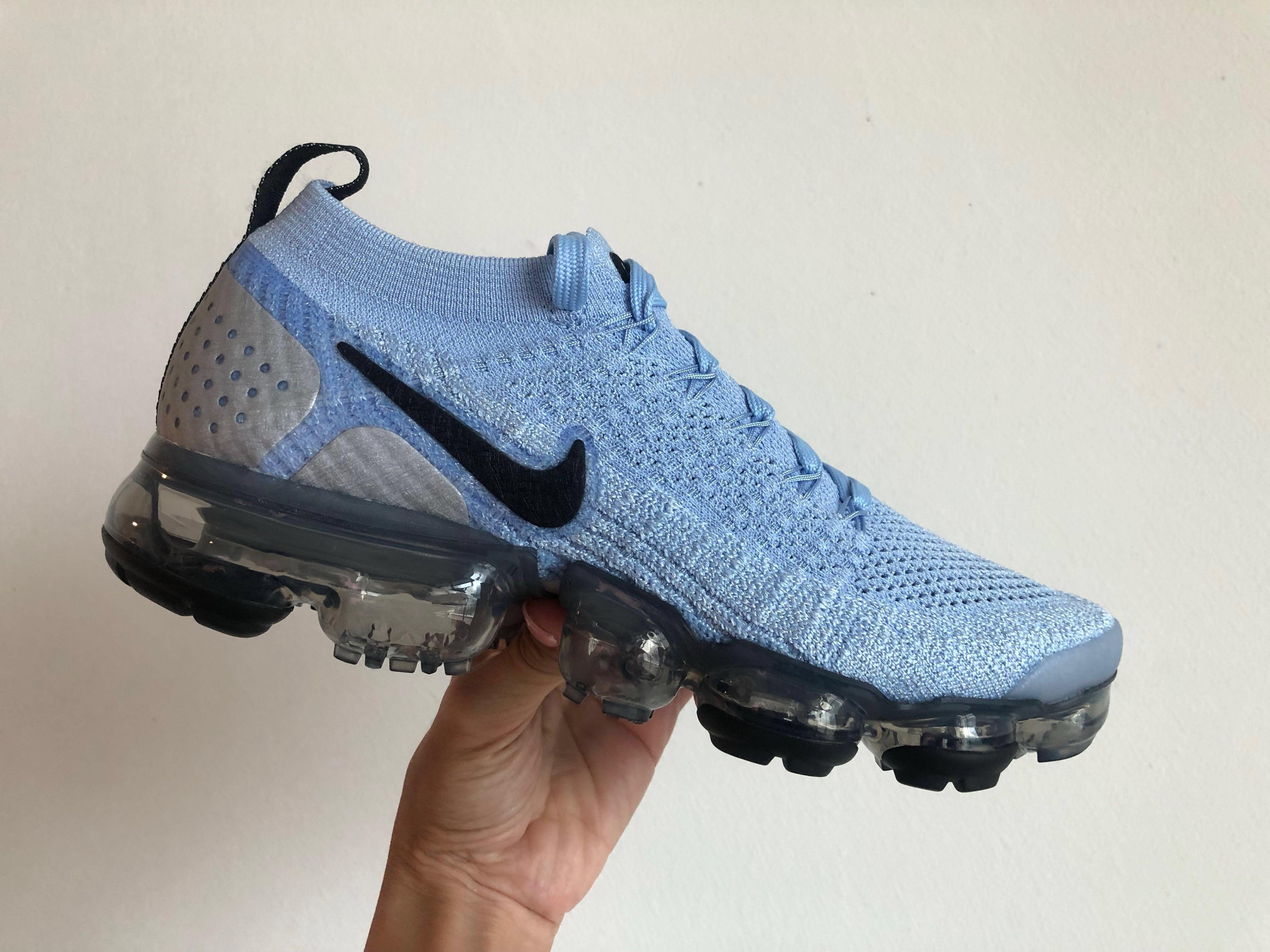Nike Air Vapormax Flyknit 2 Womens US 7.5