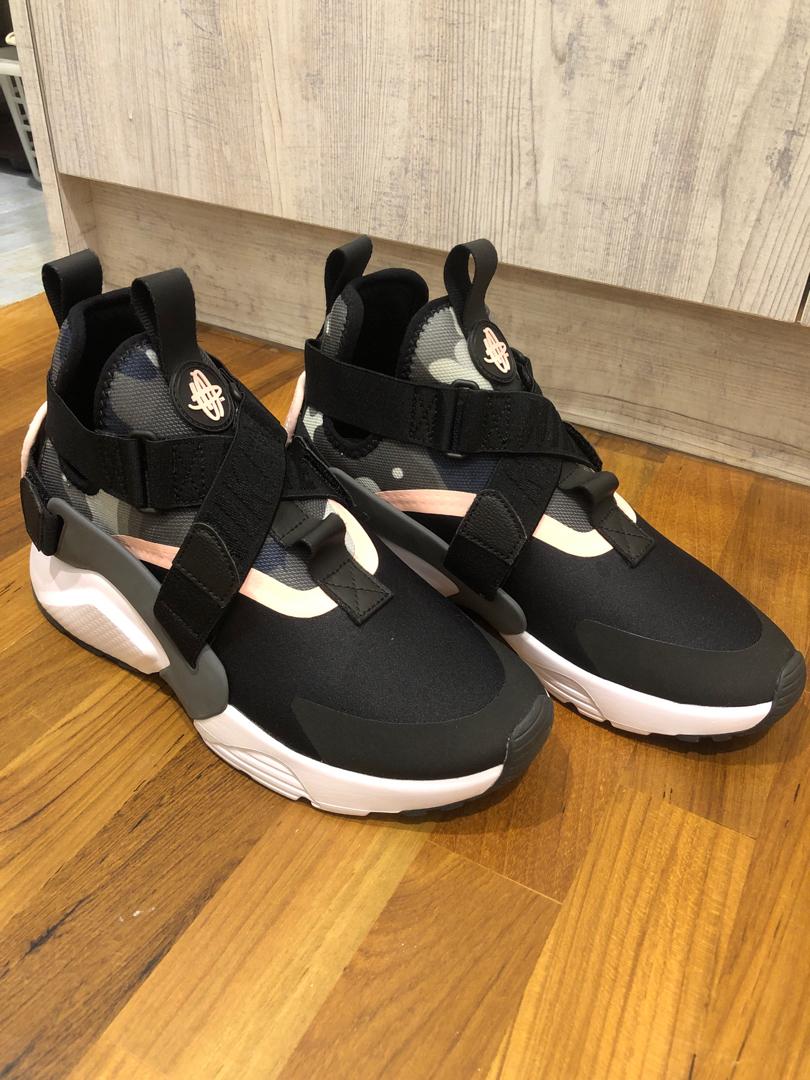 Nike air huarache city womens hotsell