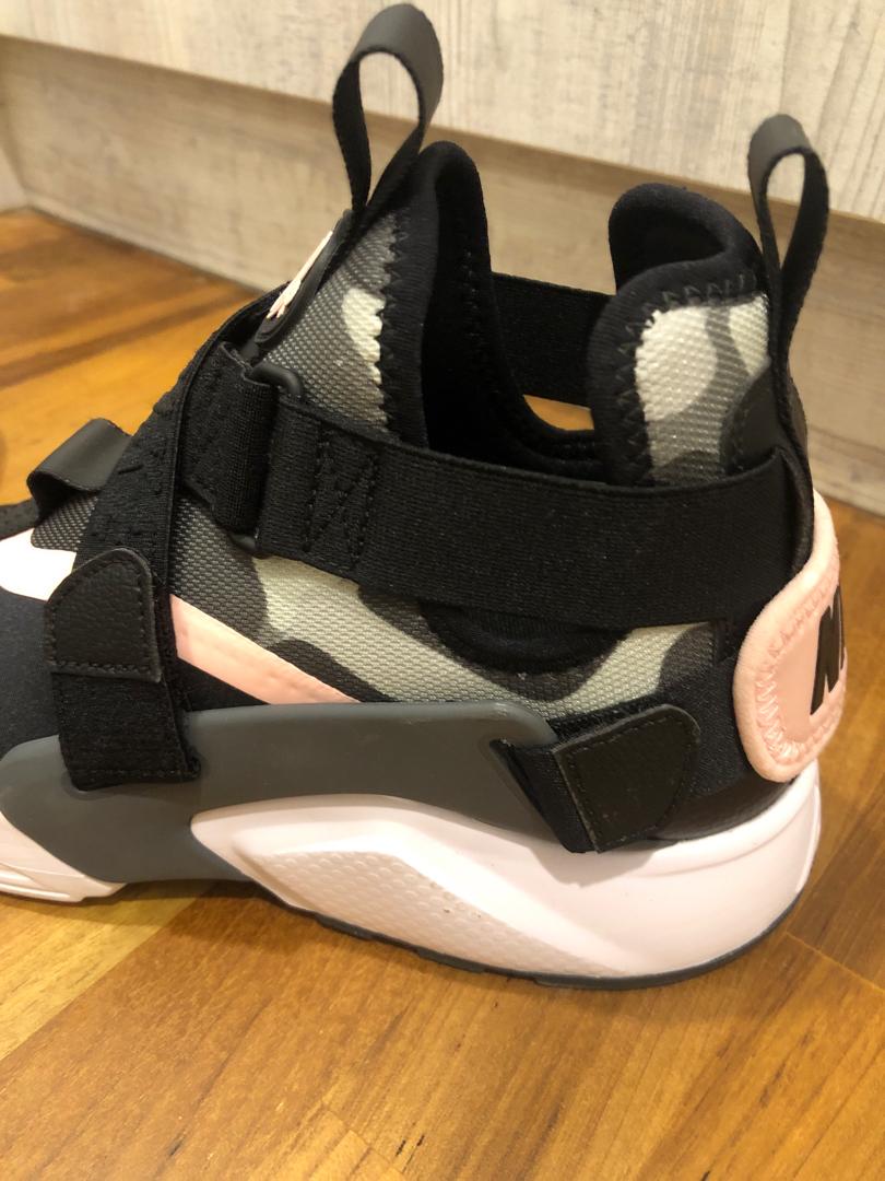 Air huarache city store black