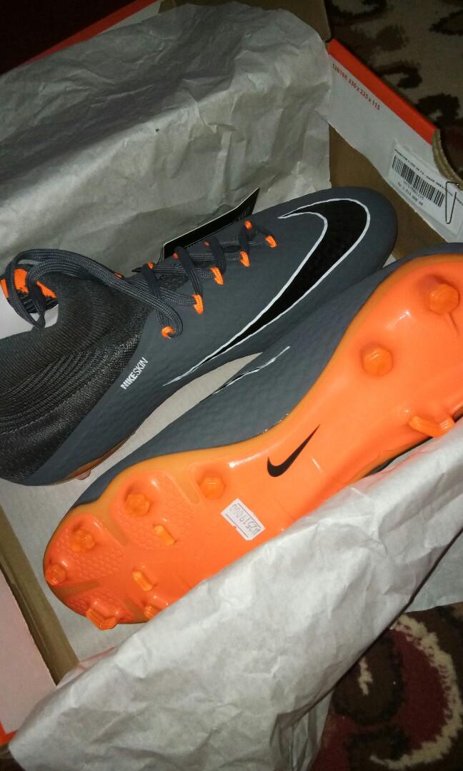 Sepatu Bola Nike Phantom 3 Pro Olah Raga Baju Olahraga Di Carousell