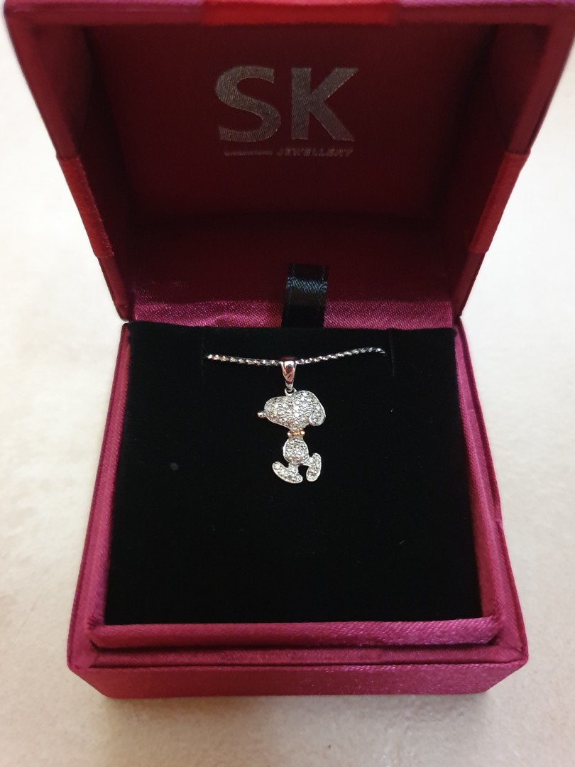 Snoopy Diamond Pendant, Women's Fashion, Jewelry & Organisers
