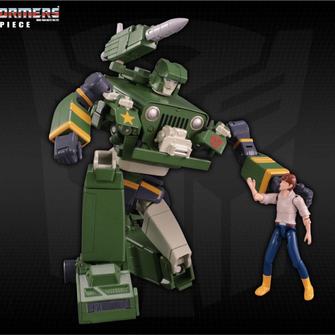 TakaraTomy Transformers Masterpiece MP47 Hound with Spike