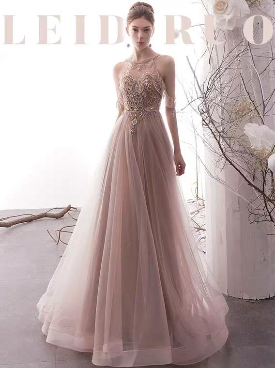 New Fancy Gowns 2024 apparthotel riina.eu