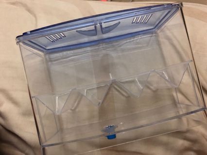 (Category: ) located in . Submitted by mister.random (Listing ID 233255191, Image 1). Description: .