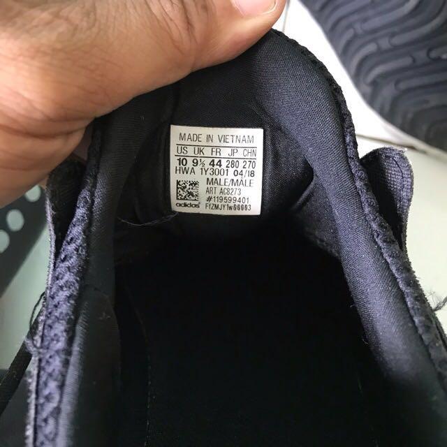 Adidas alphabounce beyond original, Fesyen Pria, Sepatu , Sneakers di  Carousell