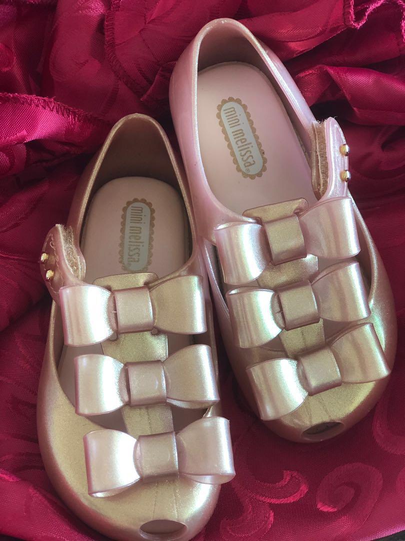 Melissa triple new arrivals bow