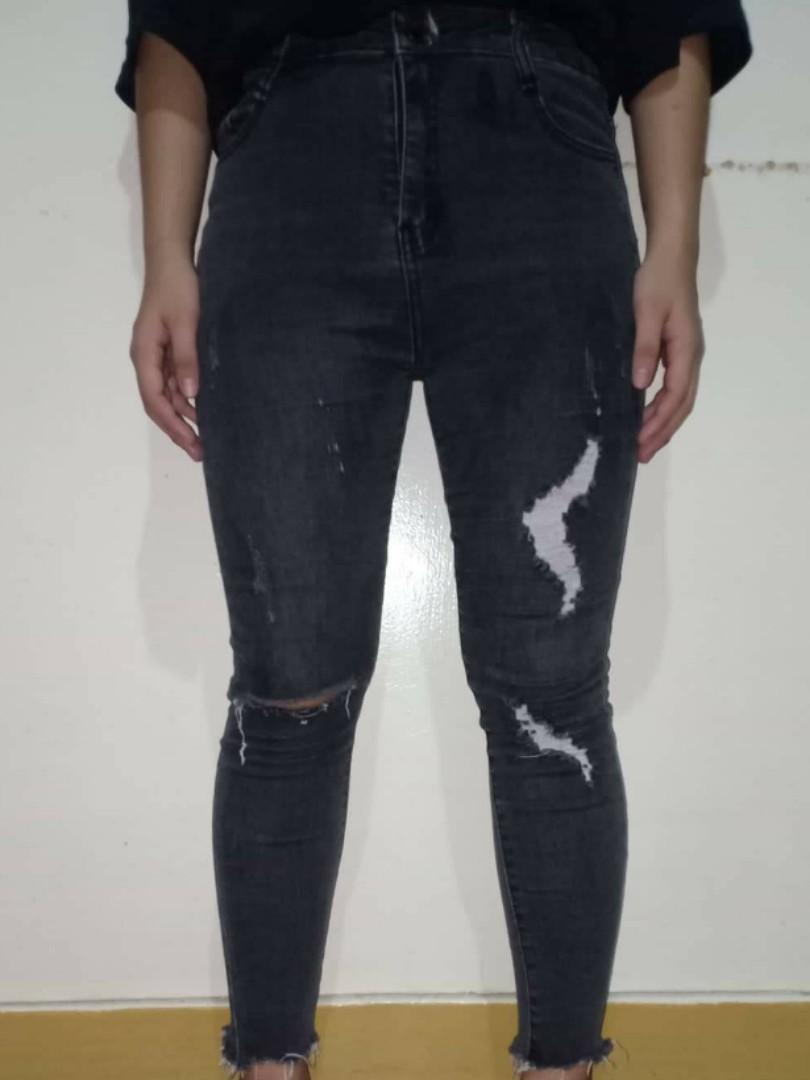 black ripped jeans near me