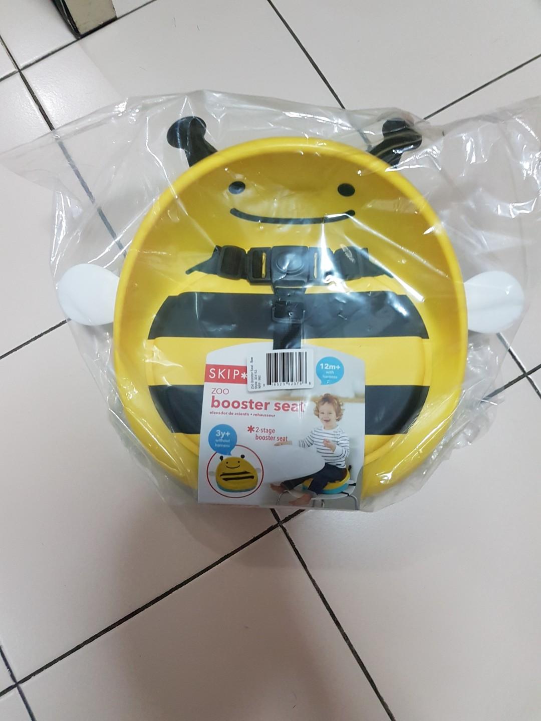 Booster Seat zoo, Babies & Kids, Going Out, Car Seats on Carousell