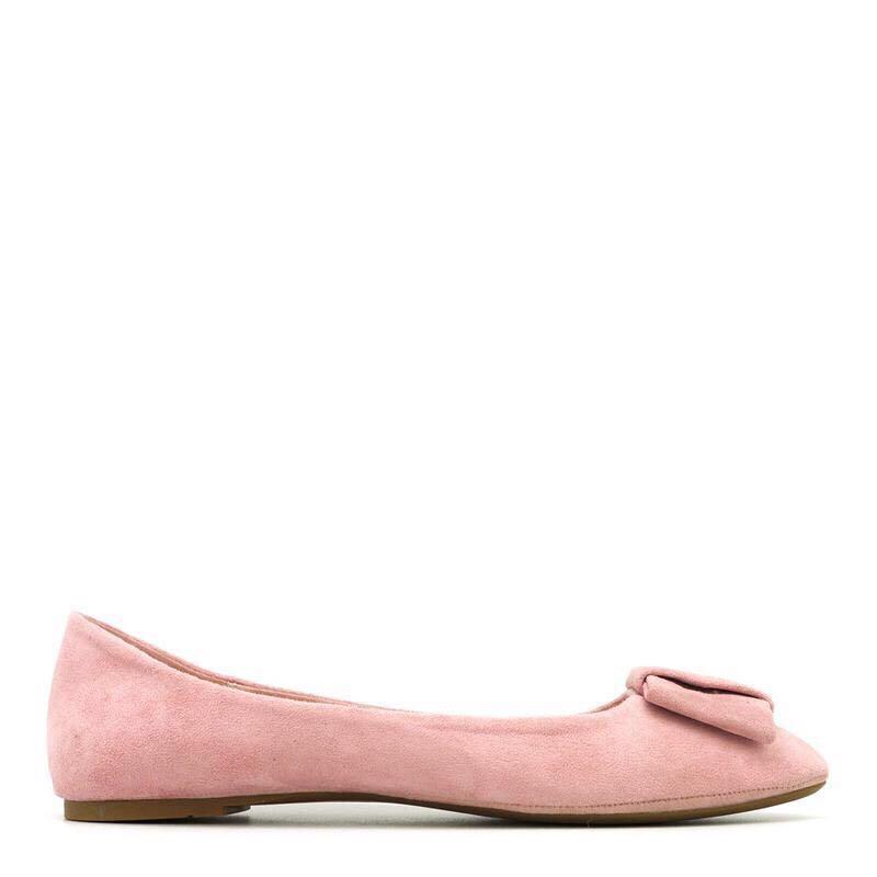 Carlorino Flat Shoes Women S Fashion Shoes On Carousell