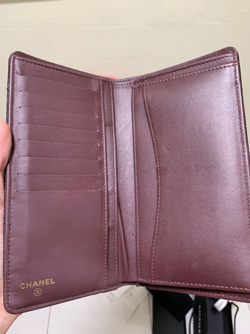 Chanel Classic Long Flap Wallet, Lambskin & Gold-Tone Metal, Women's Fashion,  Bags & Wallets, Wallets & Card Holders on Carousell