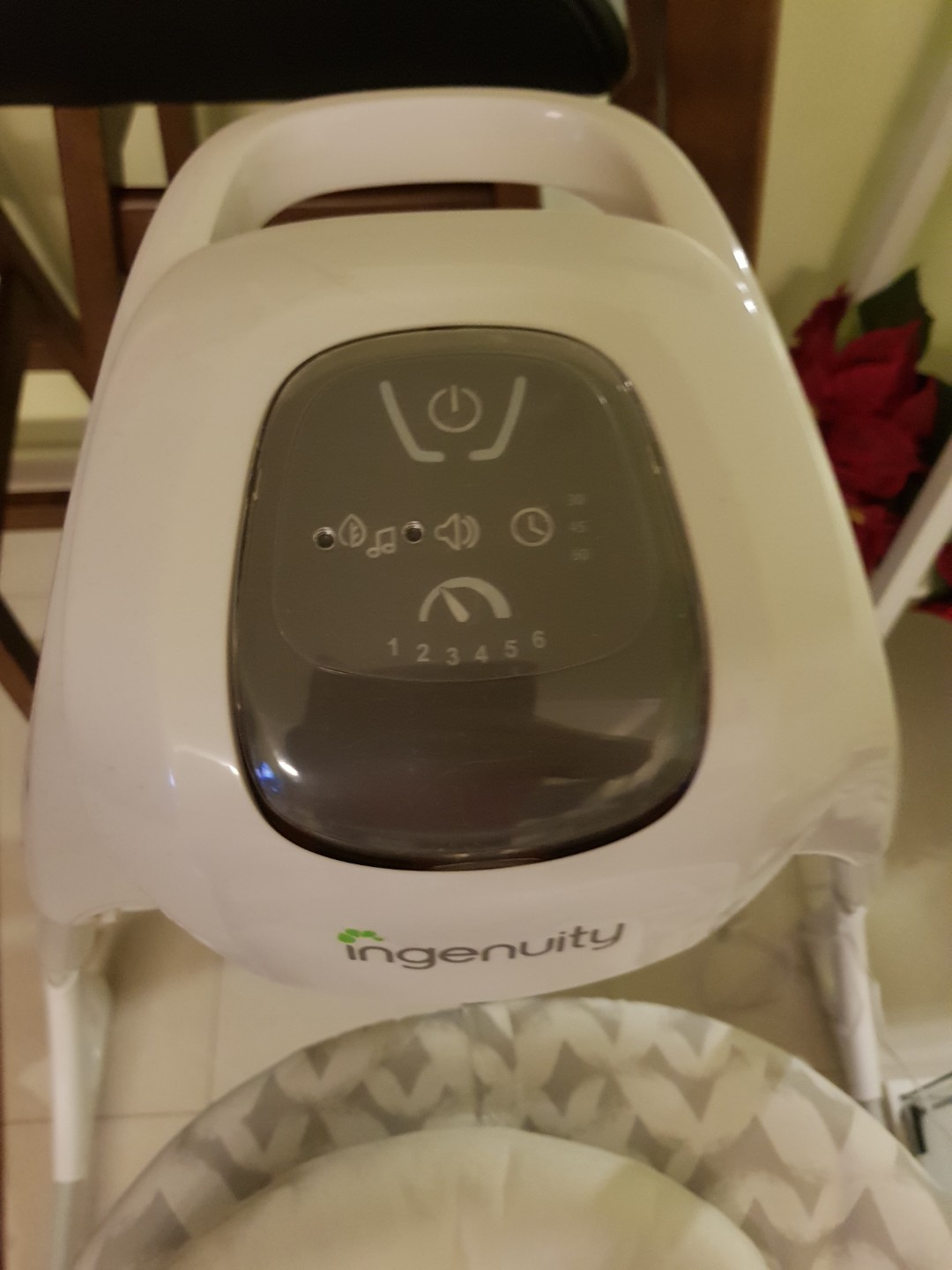 Electronic rocker, Babies & Kids, Infant Playtime on Carousell