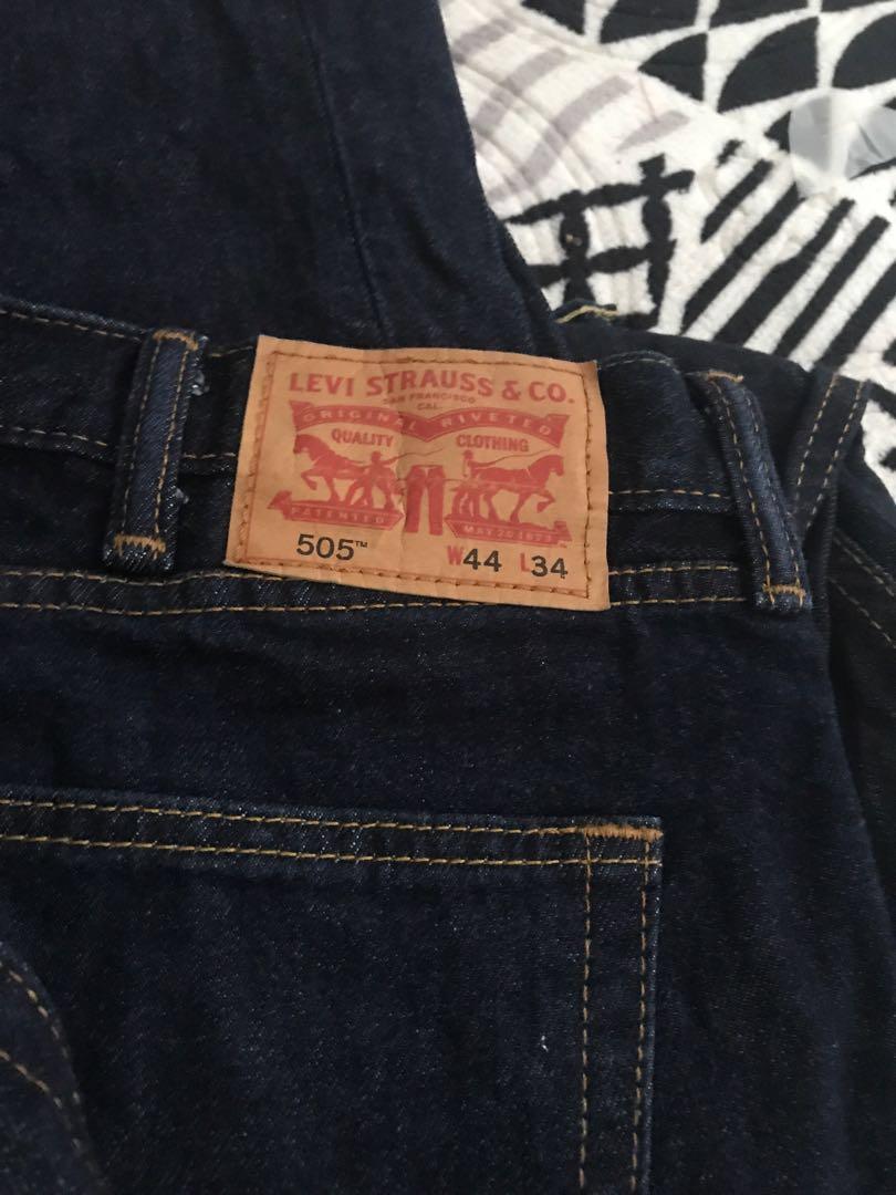 levis size 44