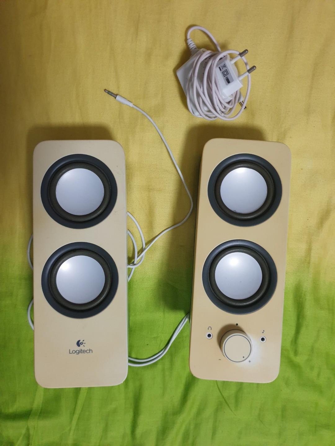 z200 stereo speakers