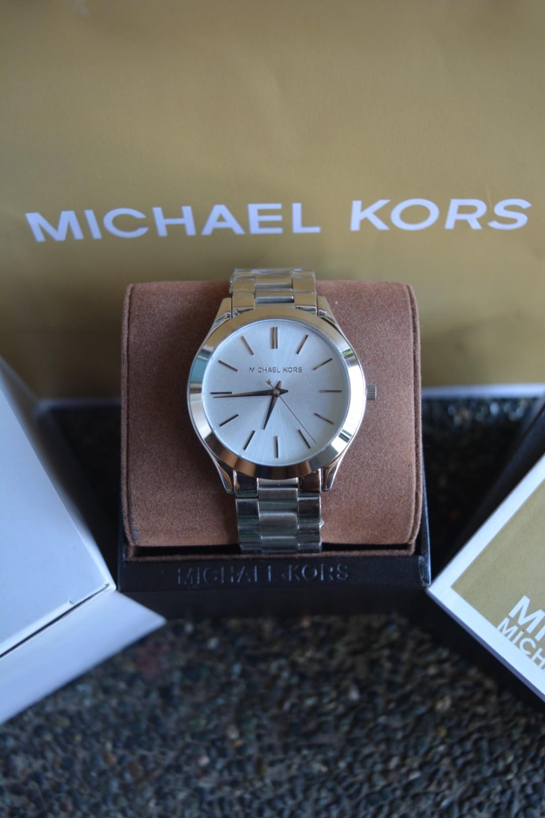 Michael Kors Runway Silver-tone Ladies Watch (MK3178), Women's Fashion, Watches & Accessories, Watches on Carousell
