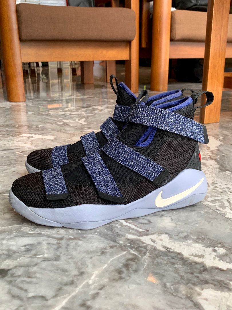 lebron james shoes 2019 kids