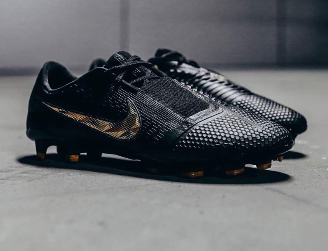 Phantom Venom Academy TF Black Pack by Nike ESite WSS