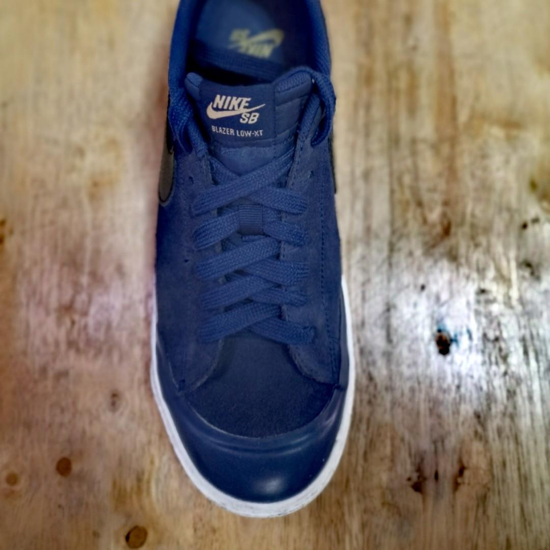 sb blazer zoom low xt