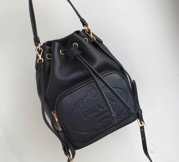 shoulder bucket bag